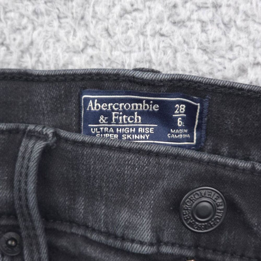 Abercrombie Jeans Womans 28 6L Black Thrashed High Rise Skinny Ripped Knees - Picture 2 of 11